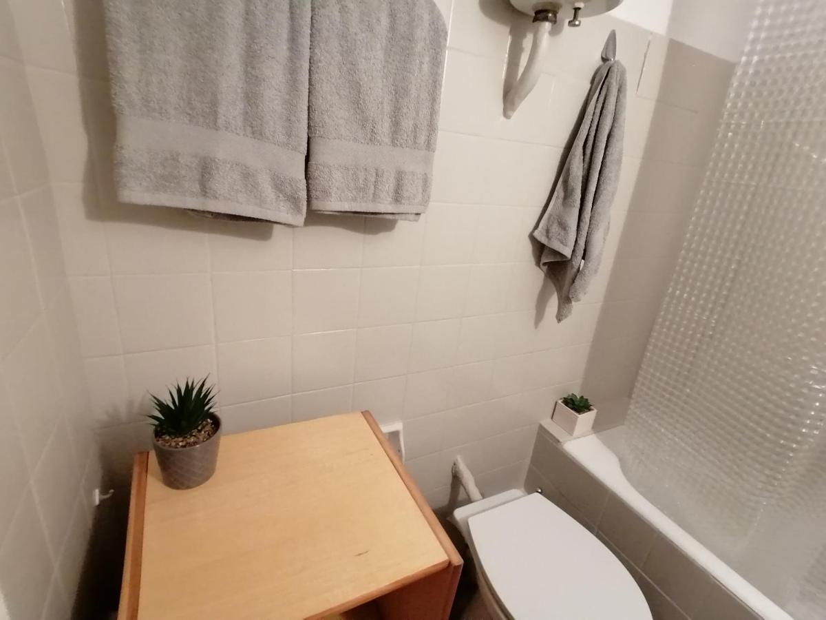 Pagrati Nest Apartment *