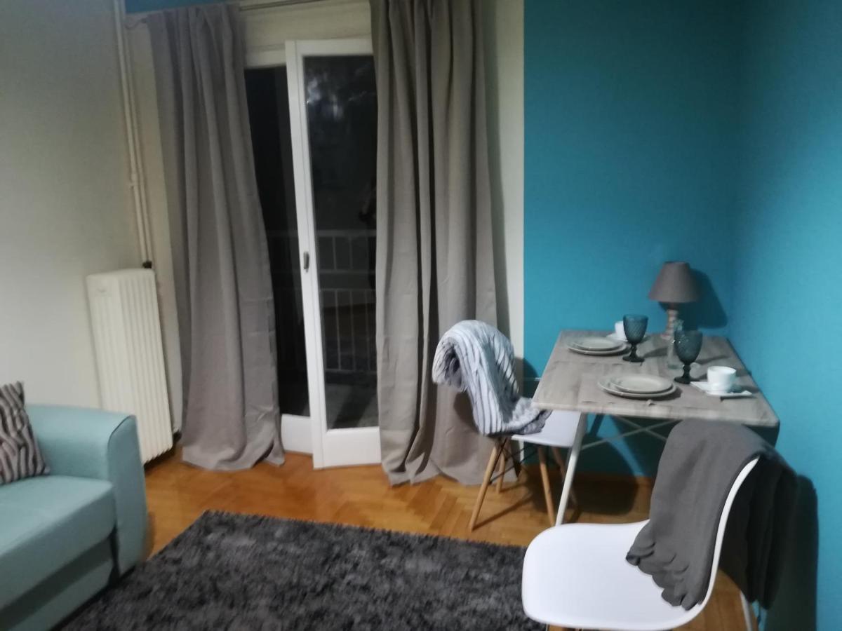 Apartment Pagrati Nest Athens